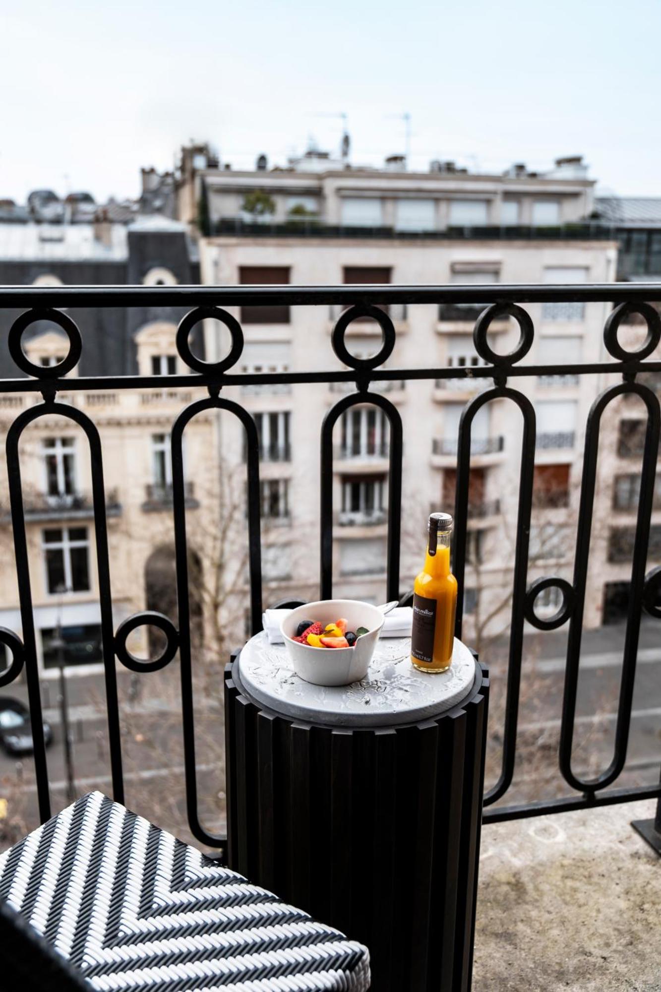 Grand Hotel Champs-Elysees Paris Exterior foto